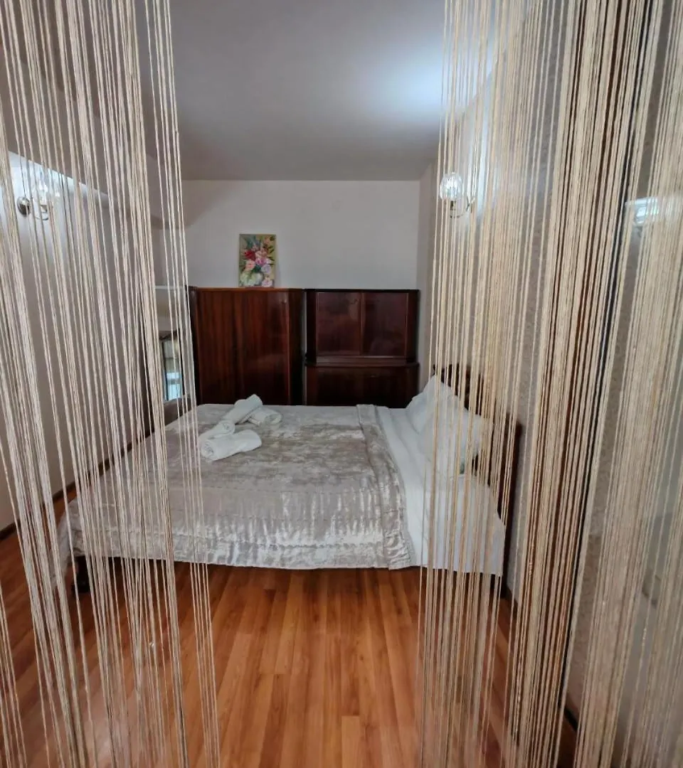 Apartment Near Sheraton With Lake View Batumi