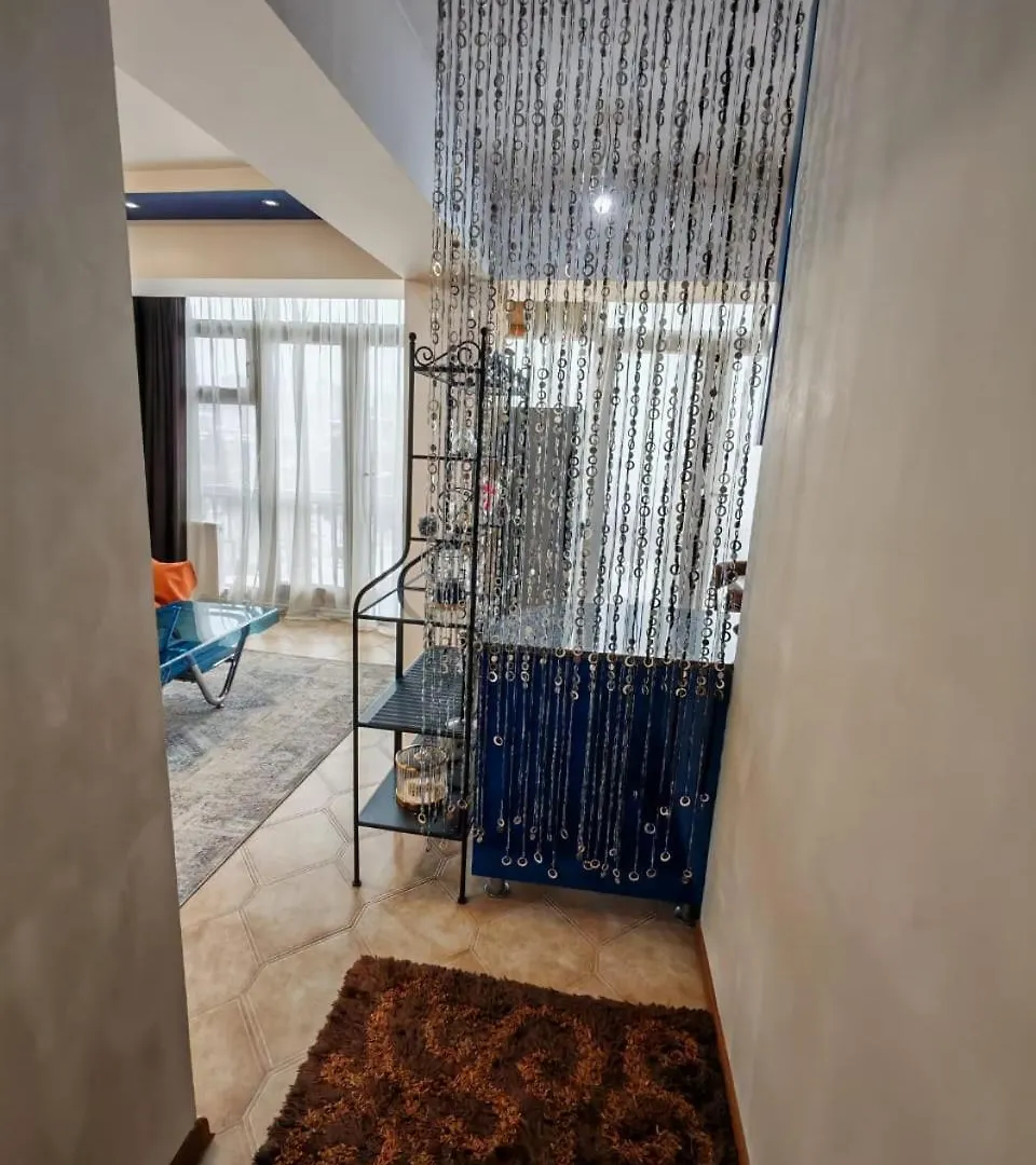 Apartment Near Sheraton With Lake View Batumi