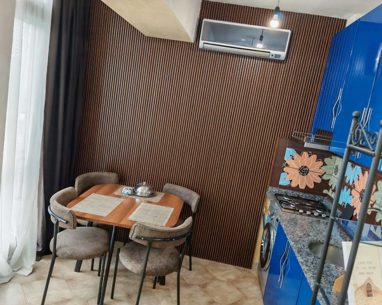 Apartment Near Sheraton With Lake View Batumi