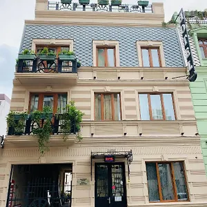 3* מלון Brighton